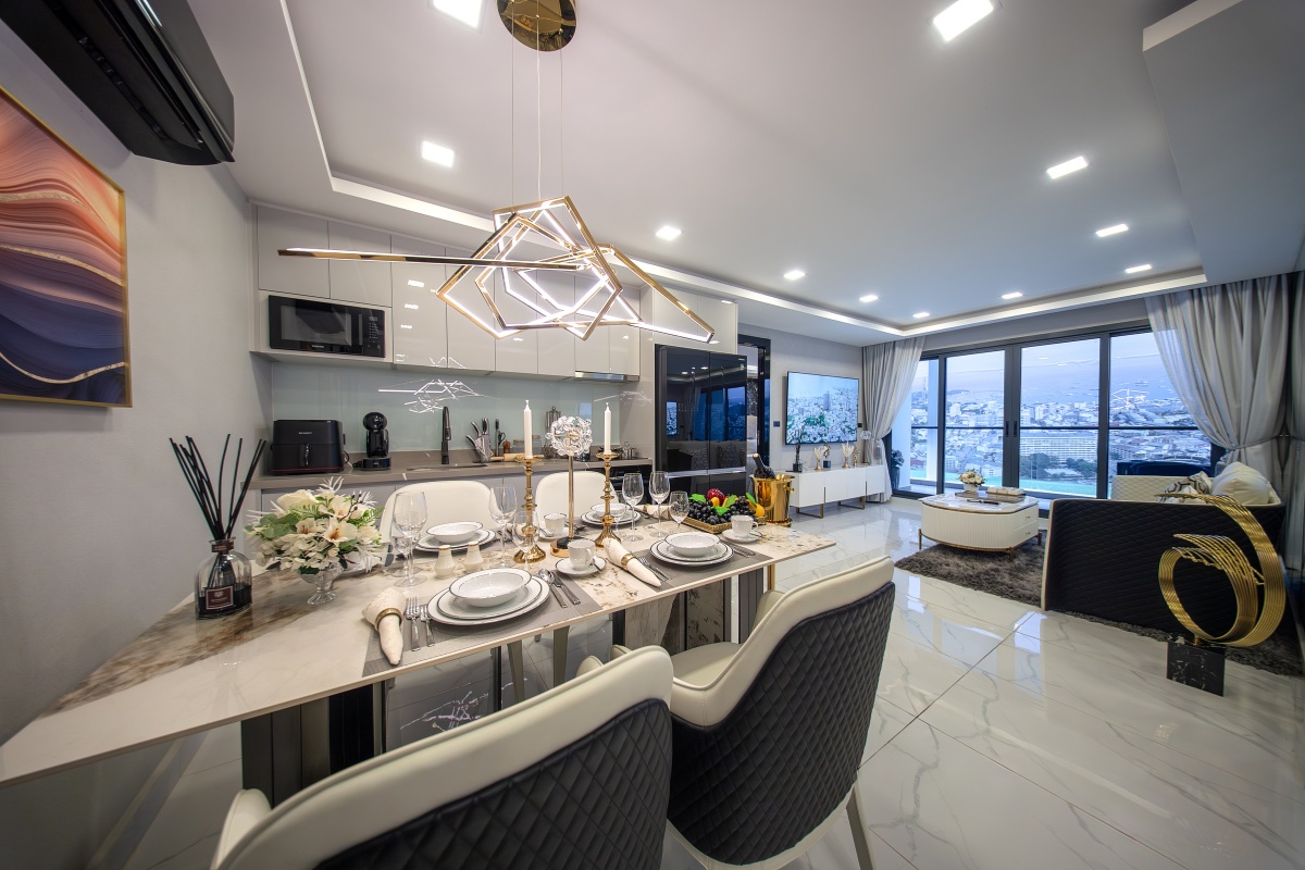 2 Bedroom Condo for Sale at Grand Solaire Noble – 2 Bedrooms Condo in Bang Lamung
