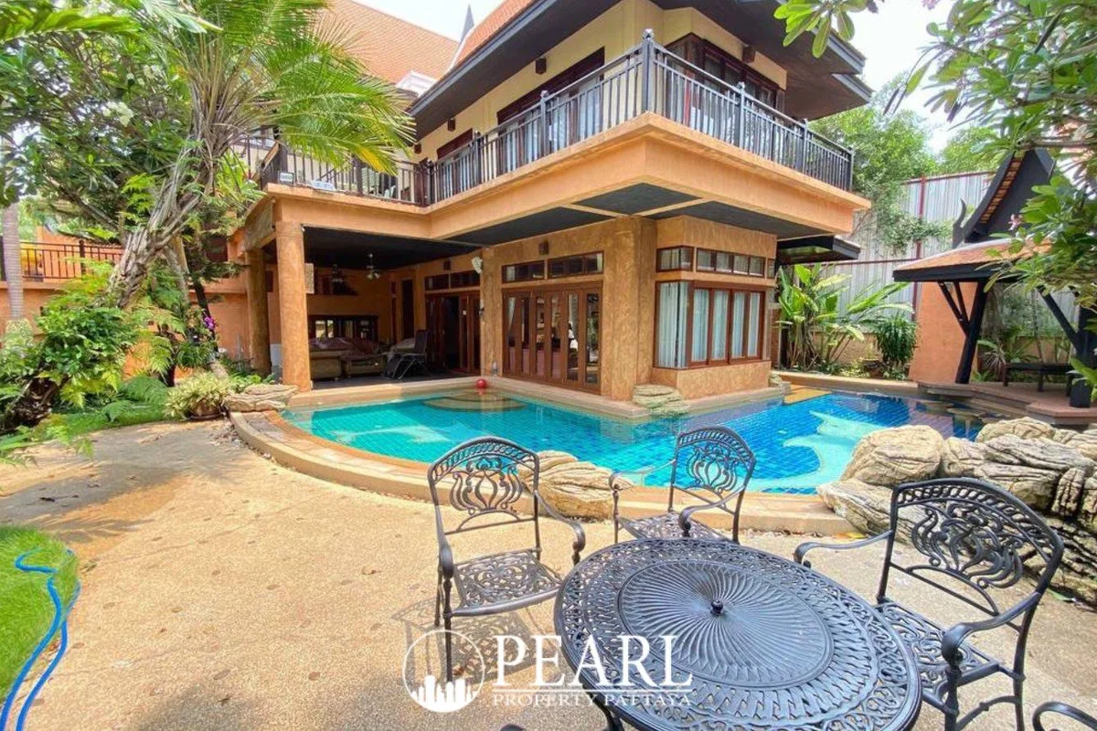 4 Bedroom House for Sale at Dharawadi – 4 Bedrooms House in Sattahip