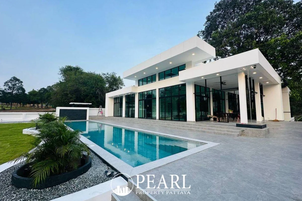 4 Bedroom House for Sale at Phoenix Gold Golf – 4 Bedrooms House in Huai Yai