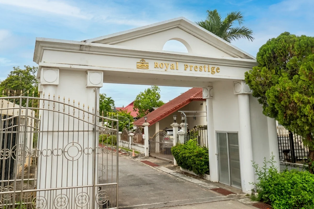Royal Prestige – House in Nong Prue