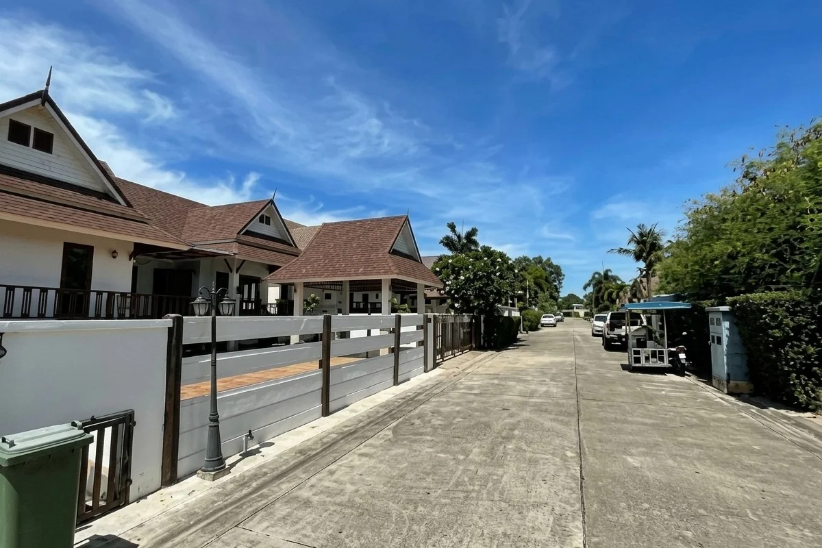 Dhewee Resort – โครงการวิลล่าในชากนอก