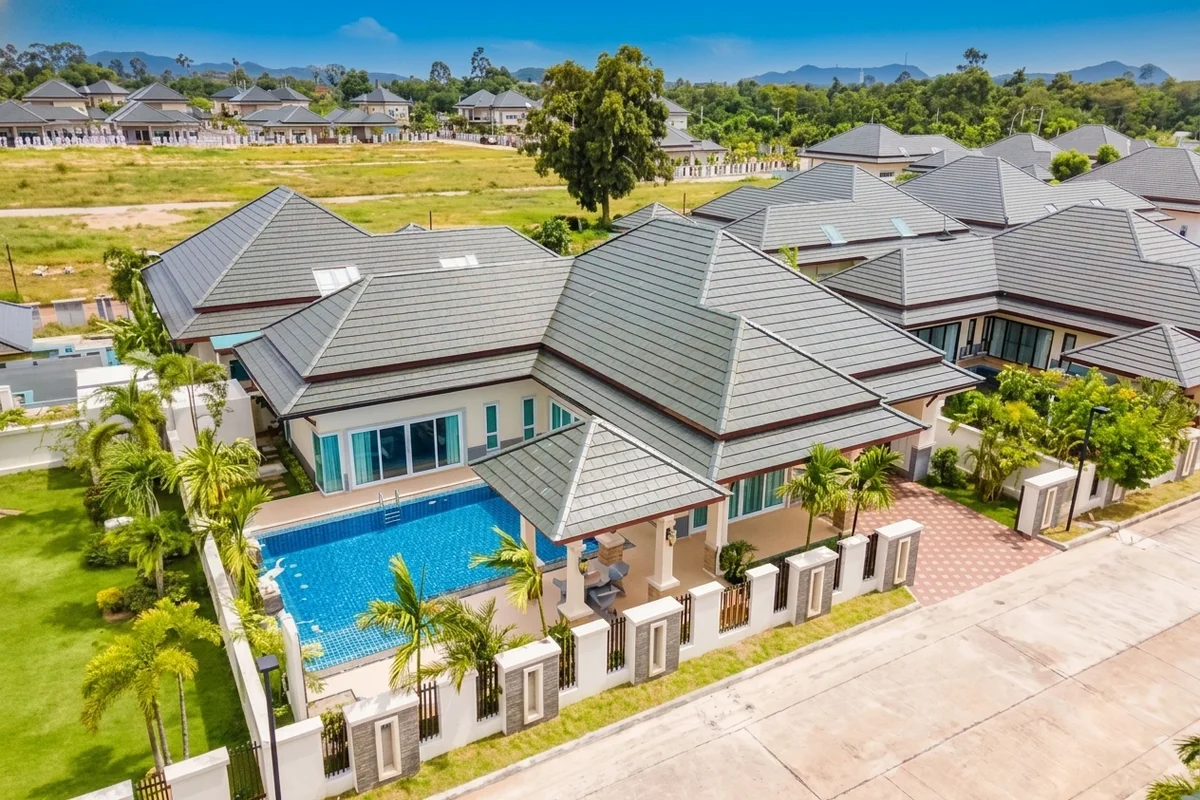 Baan Dusit Pattaya Hill 5 in Huai Yai, Pattaya
