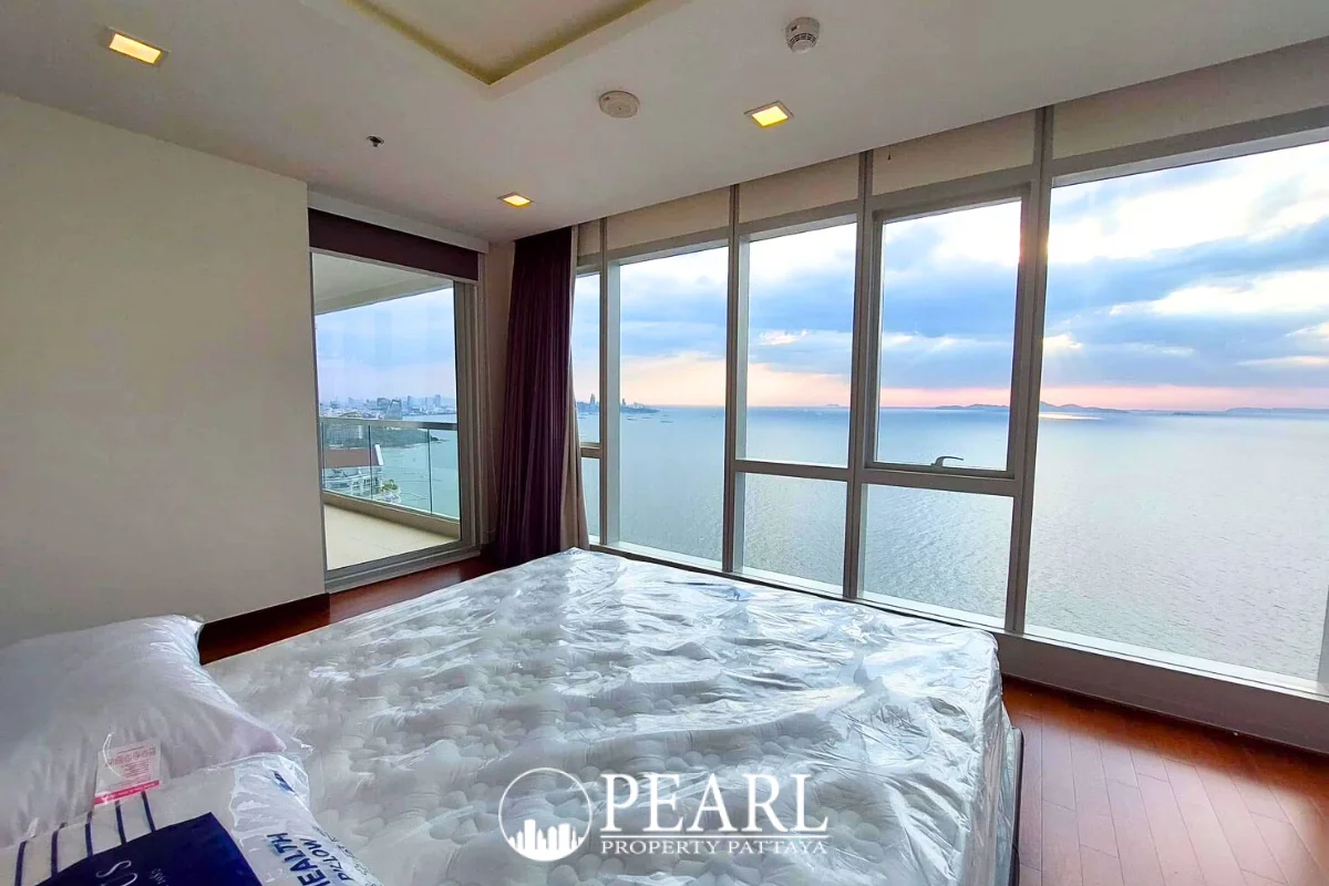 2 Bedroom Condo for Sale at Palm Wongamat – 2 Bedrooms Condo in Na Kluae