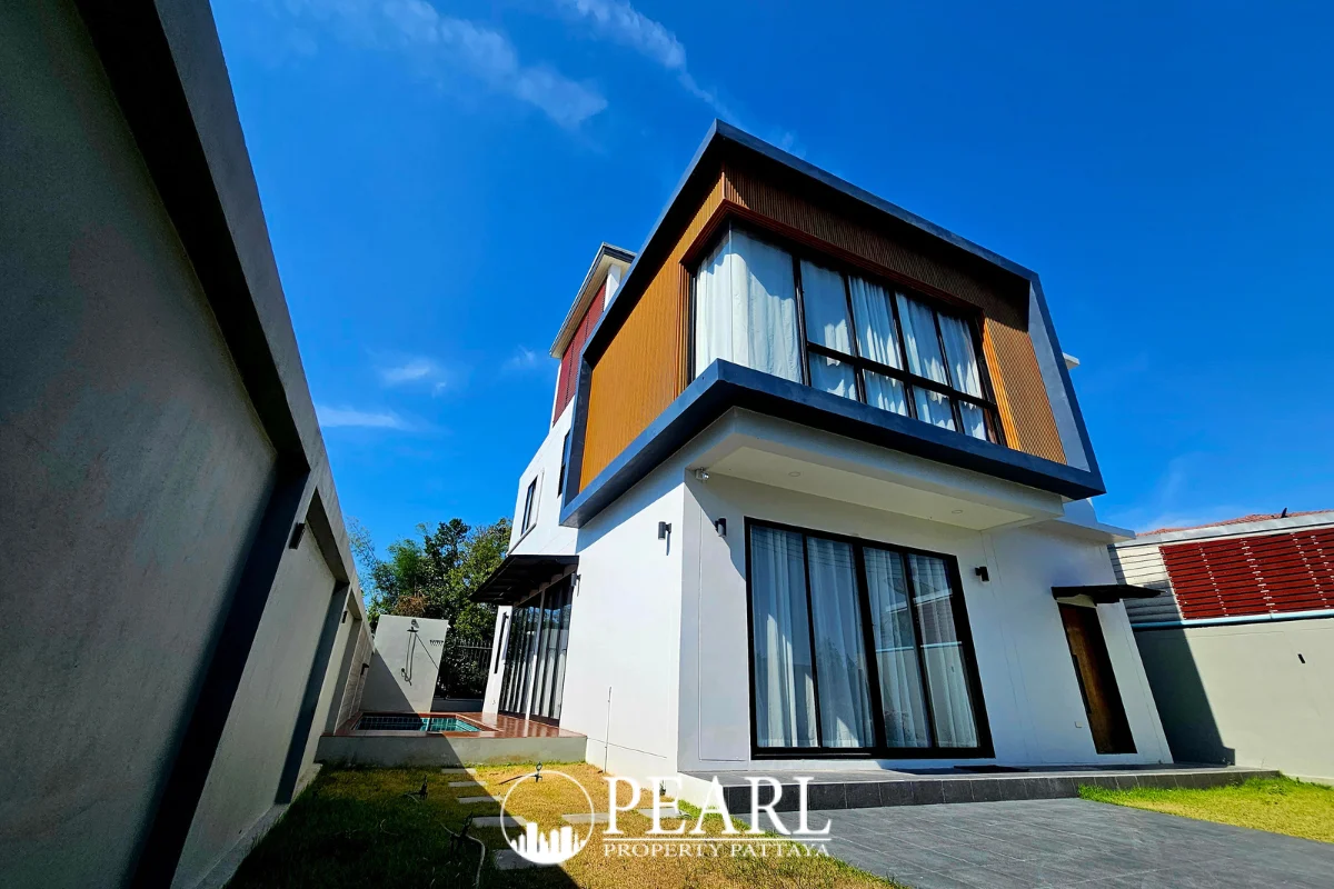 4 Bedroom House for Sale in Huai Yai – 4 Bedrooms House in Huai Yai