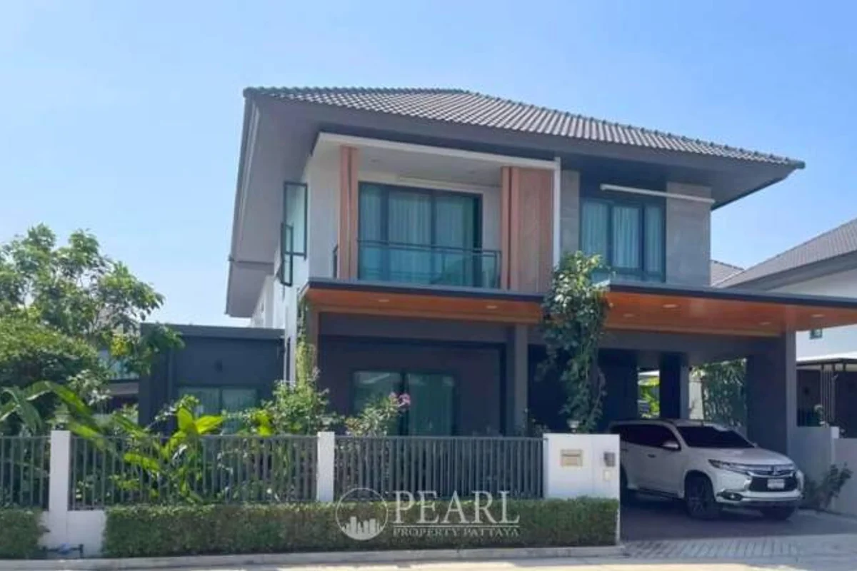 4 Bedroom House for Sale in Bang Lamung – 4 Bedroom House in Bang Lamung