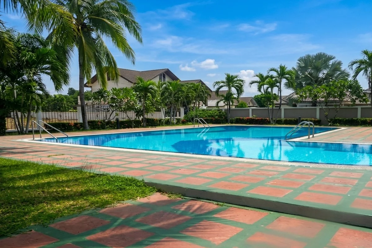 Areeya Villa – โครงการวิลล่าในMabprachan