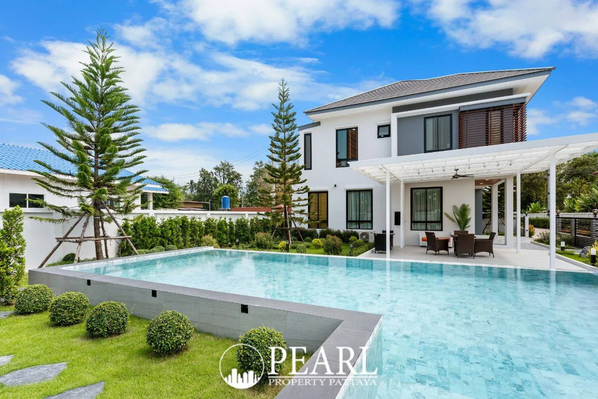4 Bedroom House for Sale in Huai Yai – 4 Bedrooms House in Huai Yai