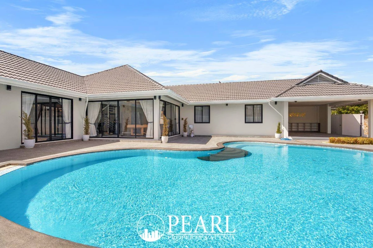3 Bedroom House for Sale in Pong – Villa/House for Sale in Pattaya
