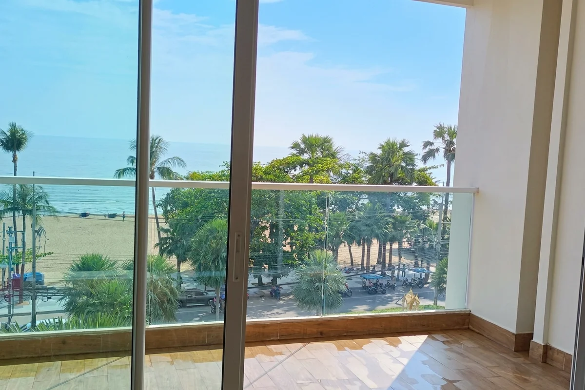 2 Bedroom Condo for Sale at Cetus Beachfront – 2 Bedroom Condo in Bang Lamung