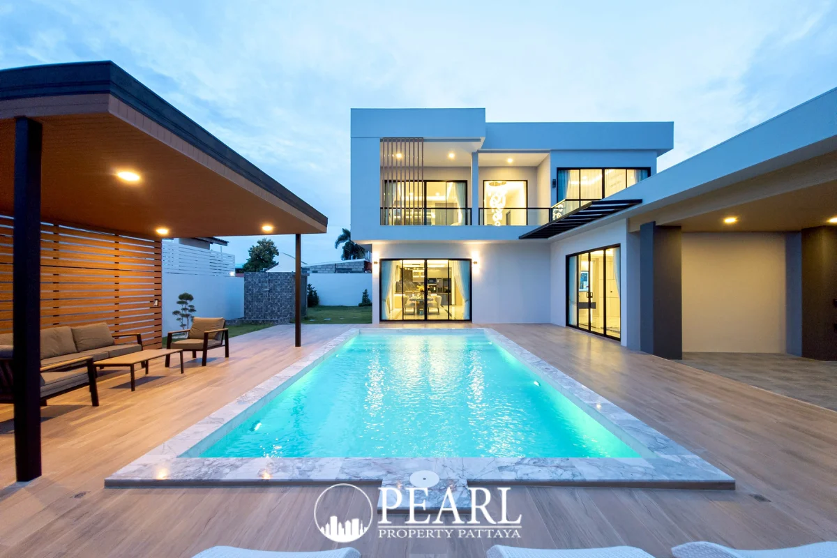 5 Bedroom House for Sale in Pratumnak Hill – บ้าน 5 ห้องนอน ขายในJomtien