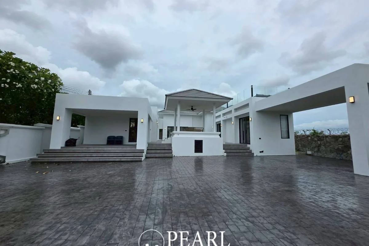5 Bedroom House for Sale in East Pattaya – 5 Bedrooms House in Nong Prue