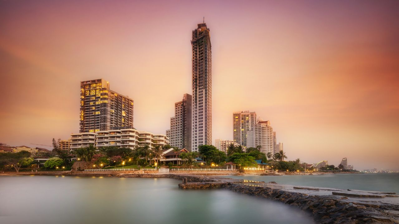 pattaya-vs-bangkok