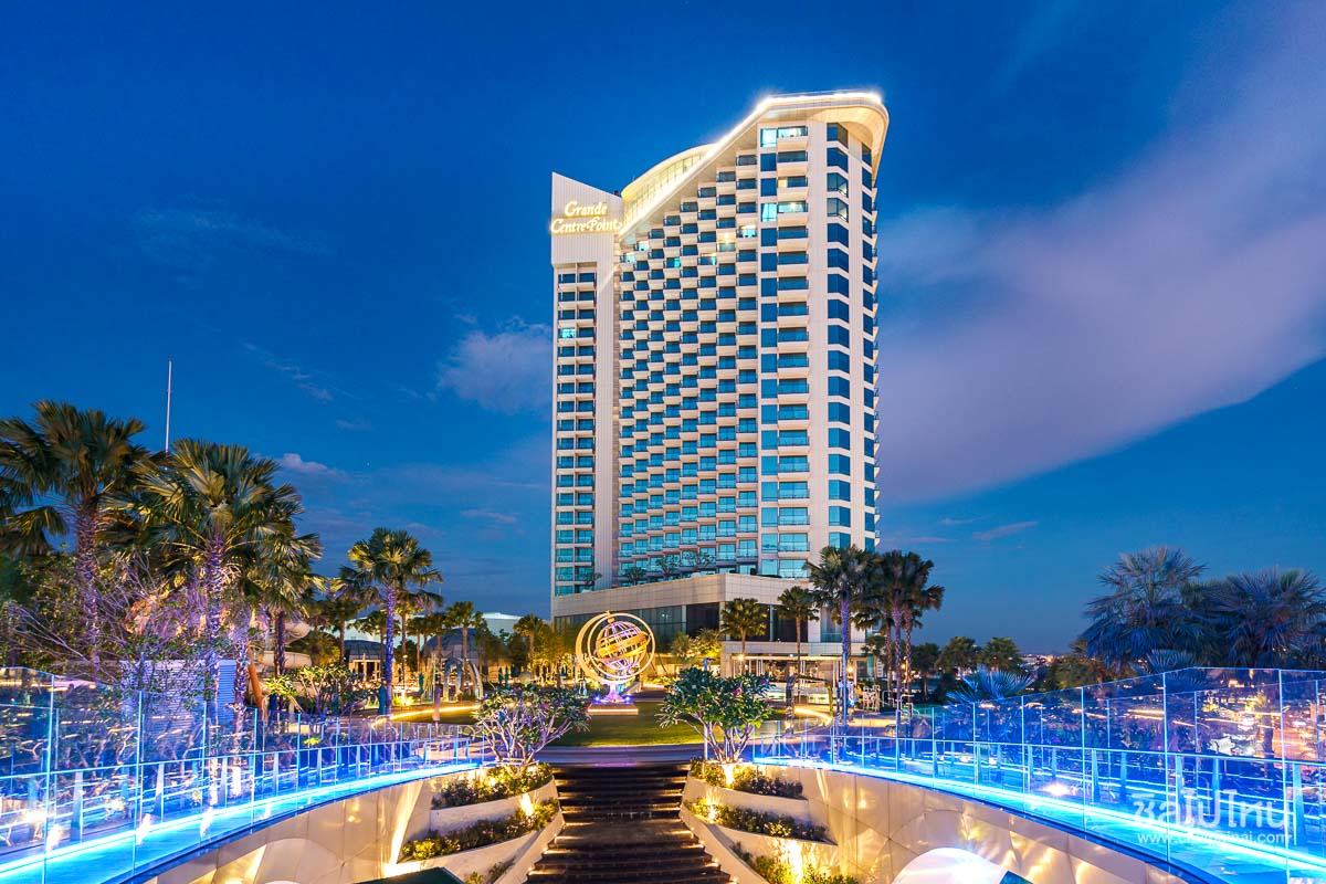 Experience the High Life: Luxury Resorts in Pattaya