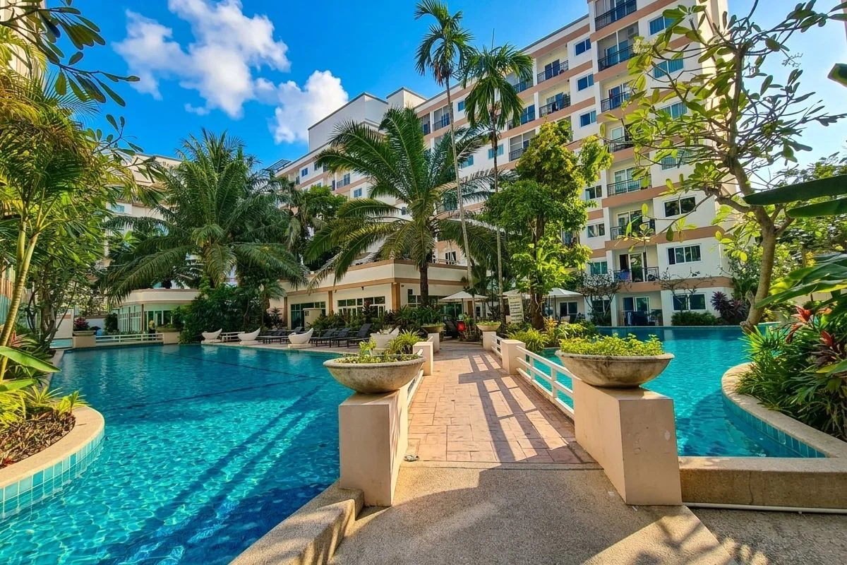 Park Lane Jomtien – โครงการคอนโดมิเนียมในJomtien