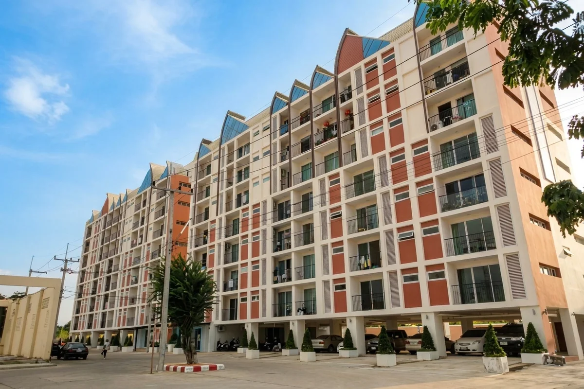 Life Vela Casa – โครงการคอนโดมิเนียมในWong Amat