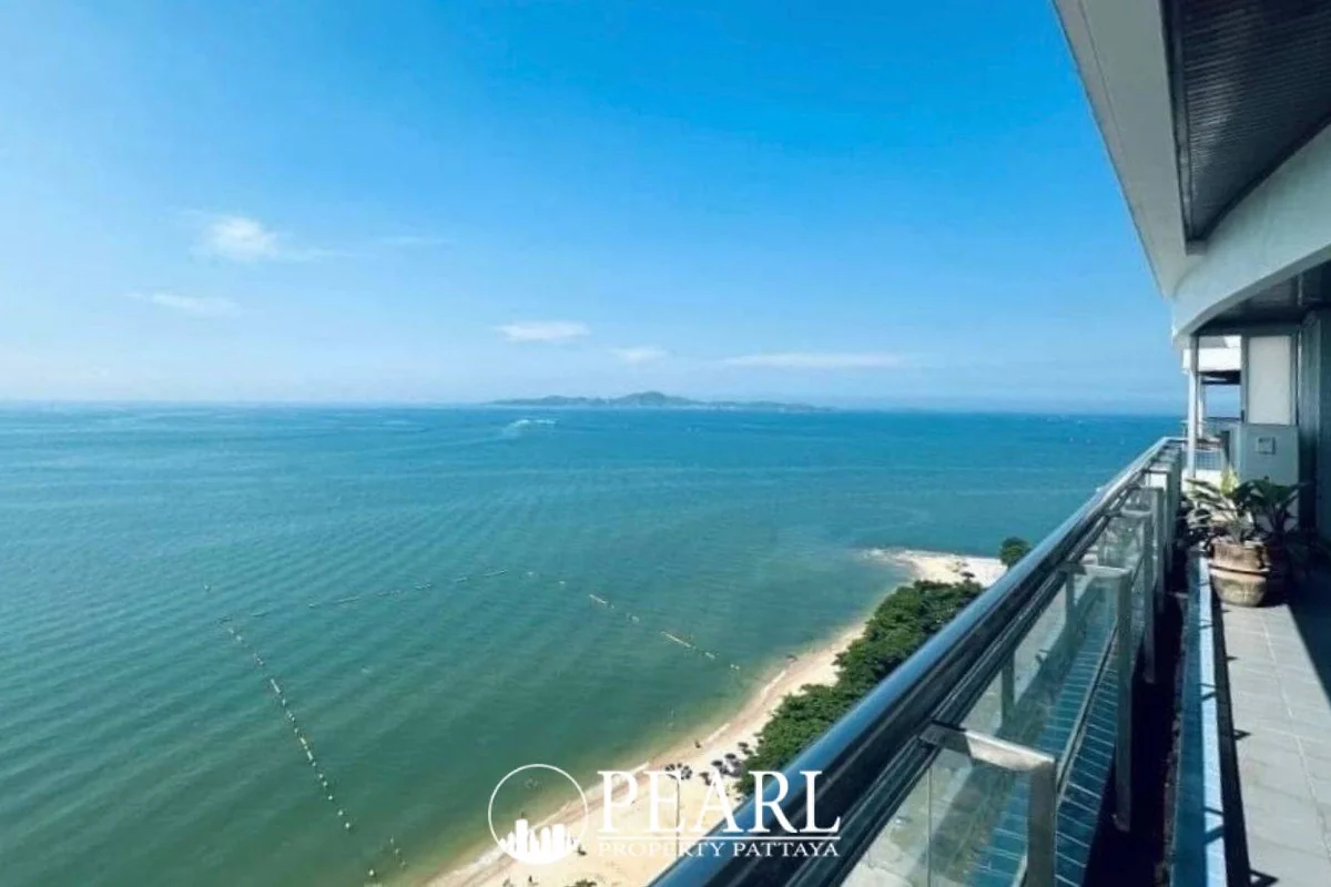 2 Bedroom Condo for Sale at Baan Haad Uthong Condominium – 2 Bedrooms Condo in Bang Lamung