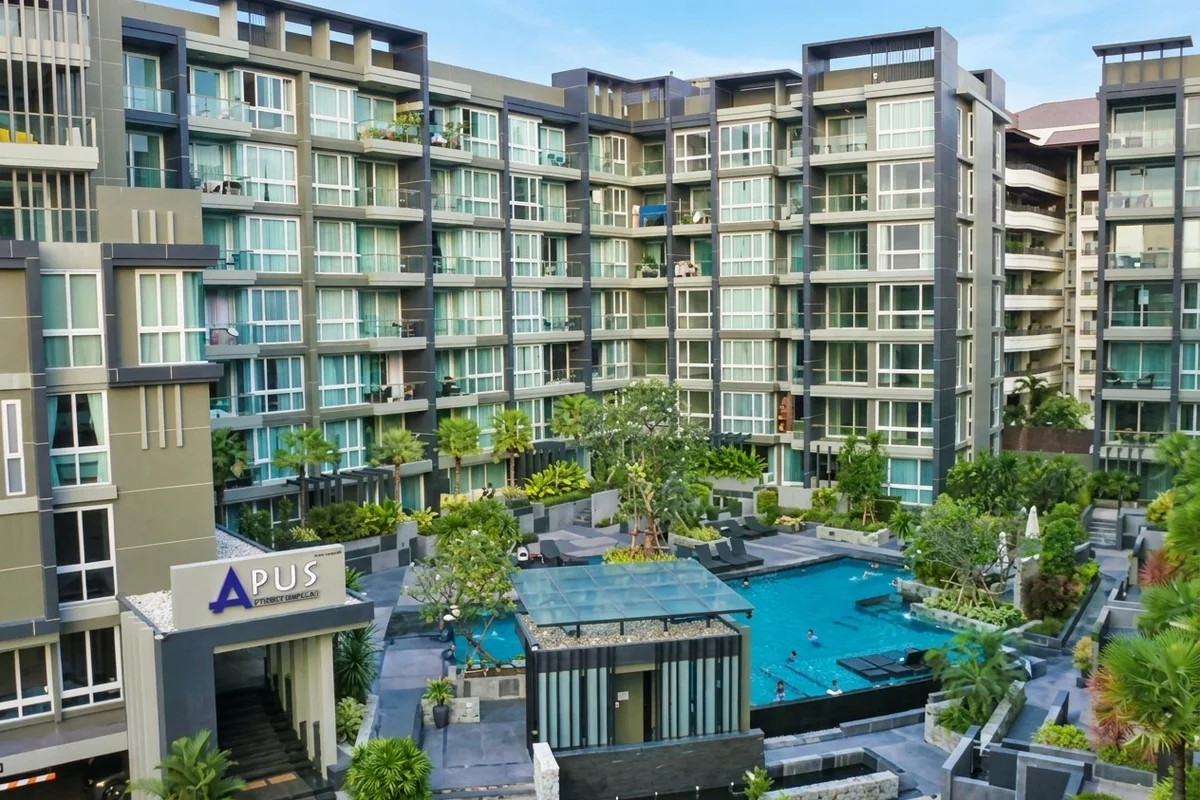 Apus in Central Pattaya, Pattaya