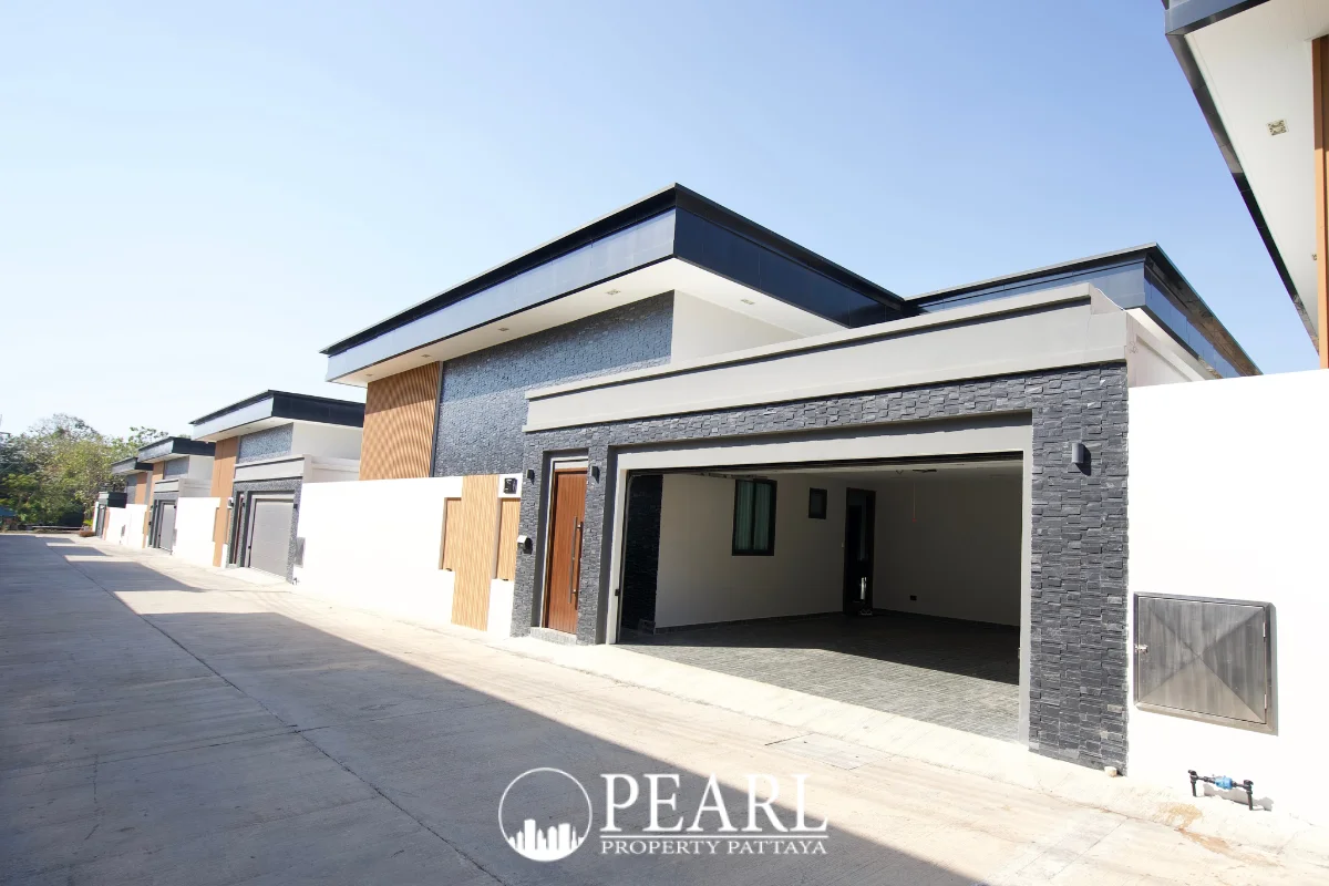 3 Bedroom House for Sale at Reservoir Town – 3 Bedrooms House in Nong Prue