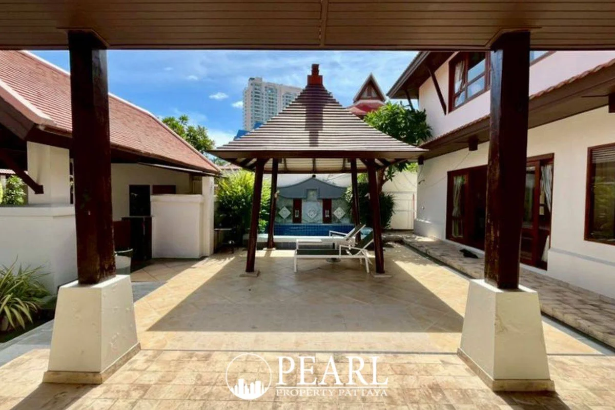 4 Bedroom House for Sale at Chateau Dale – 4 Bedrooms House in Bang Lamung