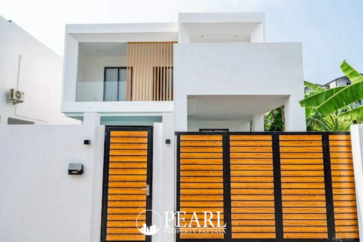 6 Bedroom House for Sale in Central Pattaya – 6 Bedroom House in Central Pattaya