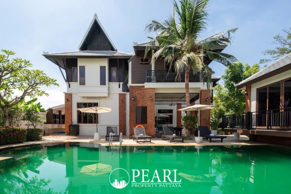 5 Bedroom House for Sale in Central Pattaya – 5 Bedrooms House in Bang Lamung