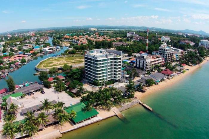 Water's edge – โครงการคอนโดมิเนียมในNa Jomtien