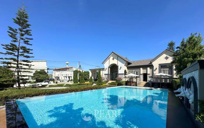 Golden Town Pattaya – โครงการวิลล่าในEast Pattaya