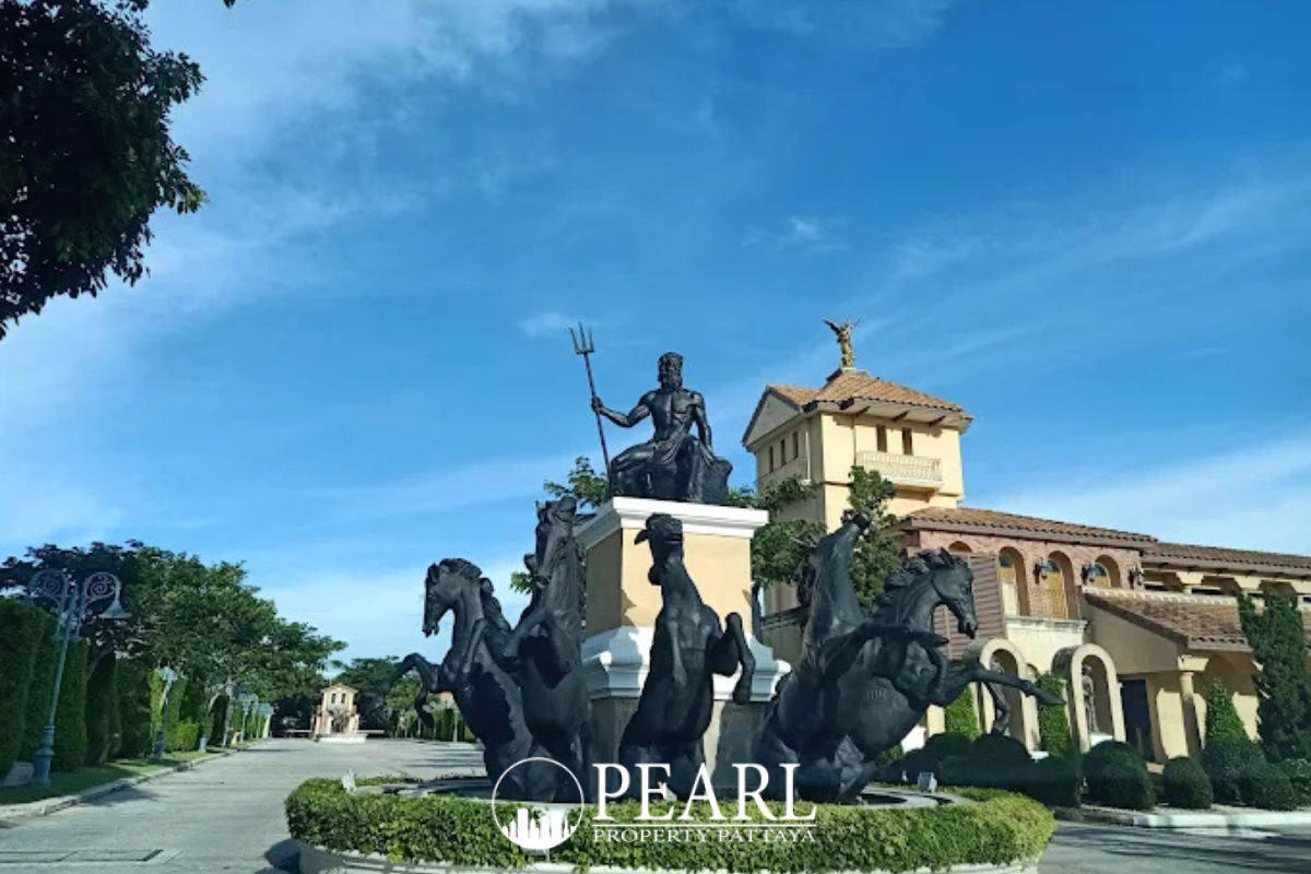 Nusa Chivani Pattaya – House in Na Chom Thian