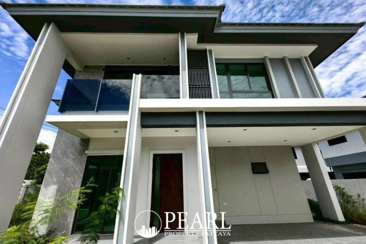 4 Bedroom House for Sale at Patta Element – 4 Bedrooms House in Bang Lamung
