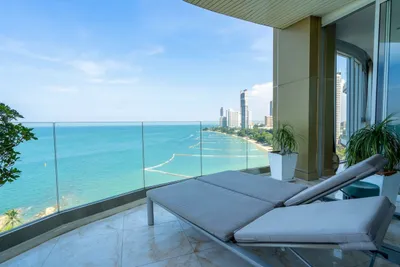 3 Bedroom Condo for Sale at The Cove Pattaya