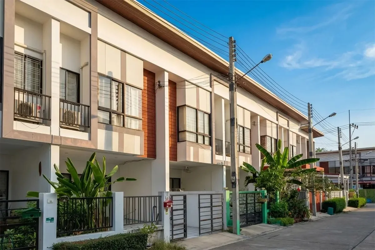 Patta Town – โครงการอสังหาริมทรัพย์ในMabprachan